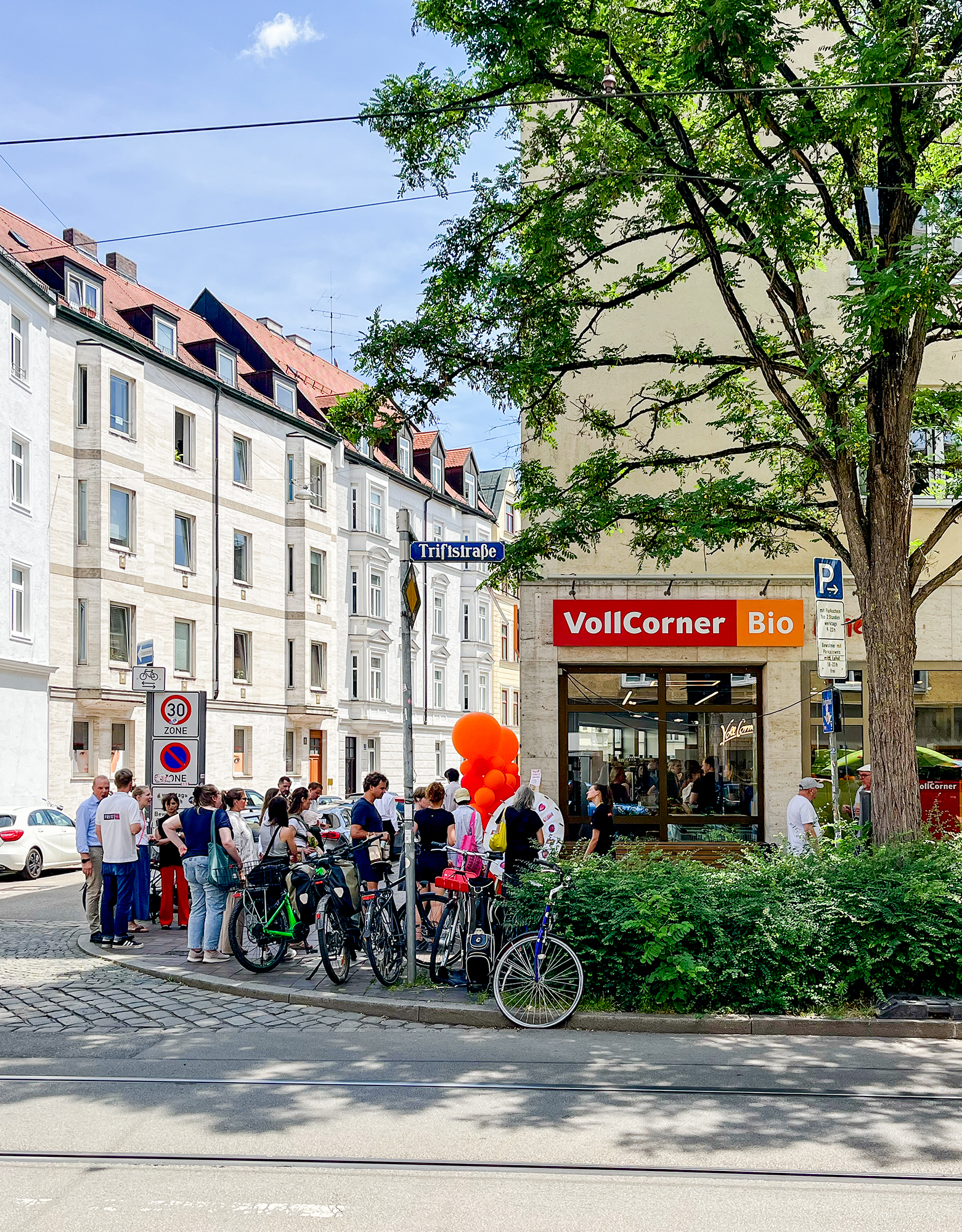 Von der Bank zum Biomarkt